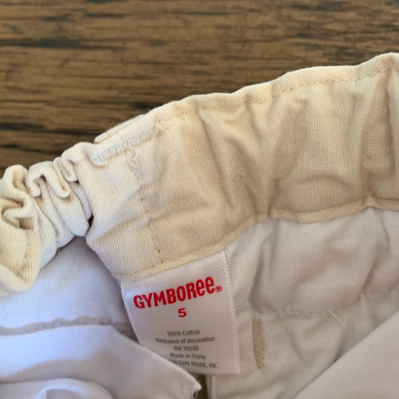 Daisy embellished shorts - Picture 3 of 3